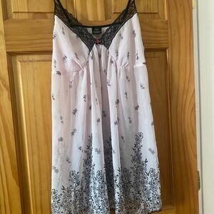 Apt. 9 Dainty Black Lace Trim Pink Sheer Floral Chemise